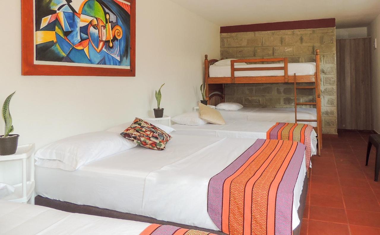 Portoazul Casa De Playa 호텔 푸에르토 콜롬비아 외부 사진